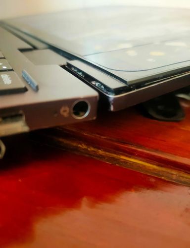 réparation écran Dell charnière